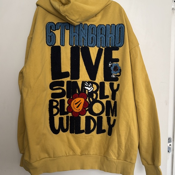 6thNBHRD - live simply, bloom wildly pullover hoodie - Picture 4 of 4